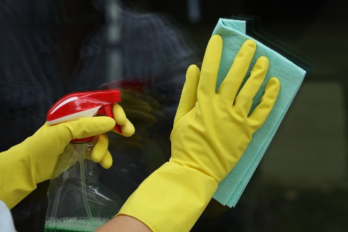 Facade cleaning for a building exterior in SW15
